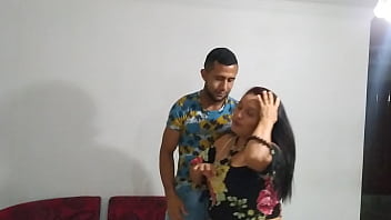 Preview 2 of Cheating In Restaurant Toilet - La hermanastra de mi esposa estar&aacute_ una temporada en casa,  disfrutar&eacute_ esto
