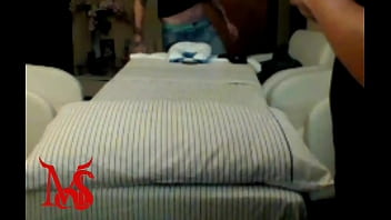 Preview 1 of Nicole Anistion - Massagem no t&eacute_cnico de computador (Completo no RED)