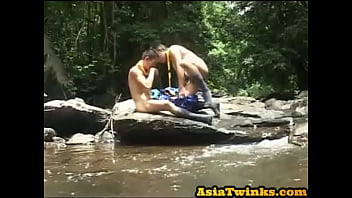 Preview 3 of Baise Dans La Fort - Slim Asian scout sucks and bangs bottom in outdoor duo