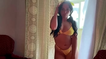 Preview 2 of Www Hd Xnxx Love Video - Bebita presumida con coletas moviendo su colita