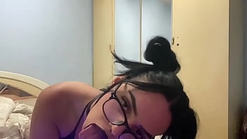 Preview 2 of Lara Croft Bestiality - A esta Jovencita le gusta mover el culo y que la vean
