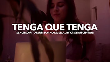 Preview 3 of Xxx Big Body And Legs - Enjoy this hot brunettes dancing Tenga Que Tenga