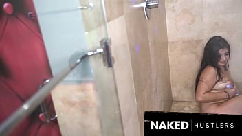 Preview 3 of Oyuncak Porno - Spicy Hot Big booty Latina Needs a shower to cool off then gets fucked by her big dick black fuck buddy