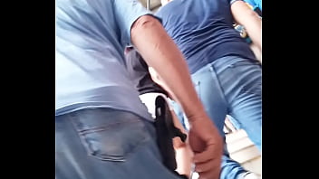 Preview 3 of Big Tit Blonde Stewardess - Exhibicionismo en el metro.
