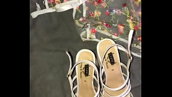 Preview 2 of Supir Xxx - Semen en zapatillas de tiras