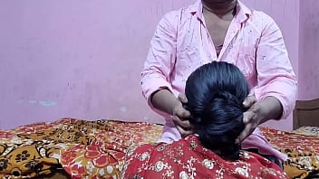 Preview 2 of Baise En Voiture Devant Voyeur - पास वाली लड़की साड़ी पहन किया लग रही थी मन नहीं माना तो उसको अच्छे चोद दिया
