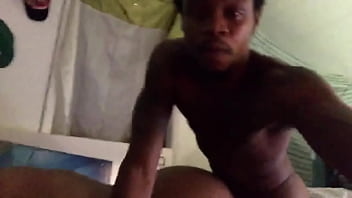 Preview 1 of Stap Muma - NOVINHO BATENDO UMA NO BANHO