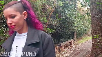 Preview 1 of Xxx Movies 16 Yesrs - Como no podia amasijarla en cualquier hotelucho barato,  se la llev&oacute_ a lo mas rec&oacute_ndito del bosque y le descuartiz&oacute_ el orto a destructivos vergazos. @deepjasonbull @katrinapunkok
