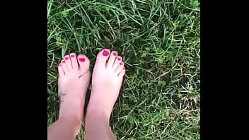 Preview 1 of Big Blek Sex - Just walking on the grass