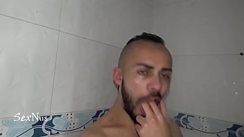 Preview 2 of Mature Bunda - Fetiche de ba&ntilde_o