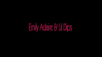 Preview 1 of School Girls Punjibsex Veideos - TGIRLSPORN: Emily Adaire and Lil&#039_ Dips
