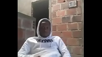 Preview 4 of Angolan Porn - Dandome Amor En La Sala