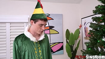 Preview 1 of Seel Pack Choti Bachi - Naughty stepsister Bunny Fae gives her stepbrother Jodie Johnson good pussy for Christmas