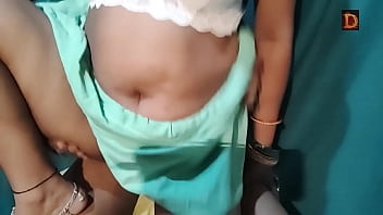 Preview 4 of Spandex Wet Cameltoe Public - भौजी की एक रात को देवर ने चोद दिया गाड़े एनल सेक्स हिंदी आवाज