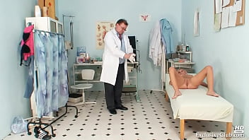 Preview 2 of Sandies Secrets - Medicalfetish - Vanessa Hell