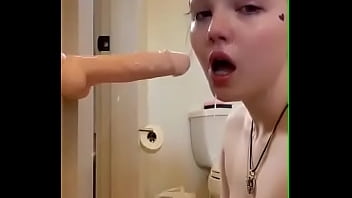 Preview 4 of Xsexsual Spektakuler Erotik - Russian Teen Practice Blowjob 1