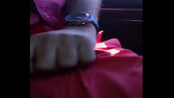 Preview 1 of Arabian Mother - Masturbation en voiture premi&egrave_re partie