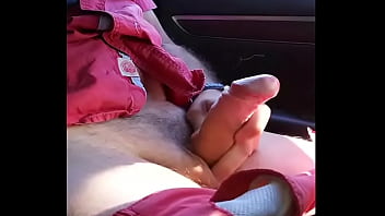 Preview 4 of Arabian Mother - Masturbation en voiture premi&egrave_re partie