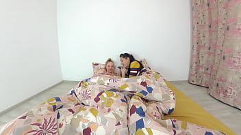 Preview 1 of Blond Pirn - Ysabel Reina- My hot lesbian girlfriend