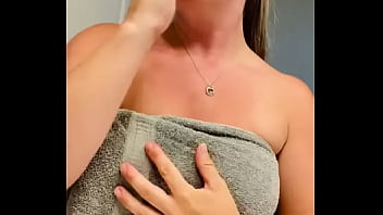 Preview 1 of A Girl Clean Tha Hairs Of Pens - Towel drop