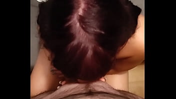 Preview 4 of Soiree Videos - jeune cochonne suce une bite