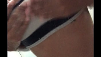 Preview 2 of Mobi Sex Videos - tetas en la ducha