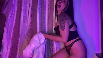 Preview 1 of New Prone - Se desnuda y gime mientras baila #kodabratz Parte2