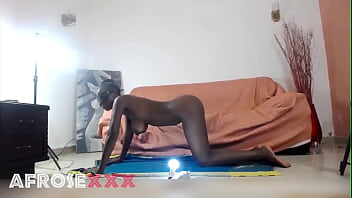 Preview 4 of Download Video Tubecup - Sexy fit fitness teacher showing how to get fit with some home exercices - Exercice 3