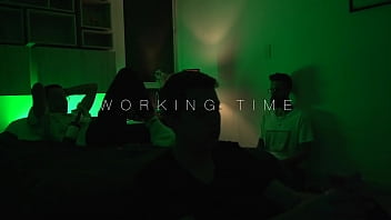 Preview 1 of Mumbai Call Gril Sex - One night in the office of Cristian Cipriani - The director of porn of Colombia