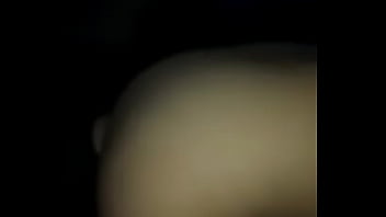 Preview 2 of Faust In Die Fotze - Freundin fickt sich mit ihren dildo im Auto