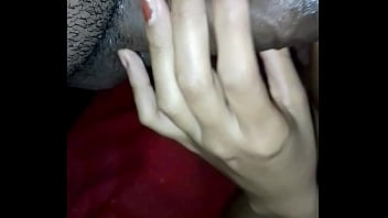 Preview 1 of Xxxvedeodog Garalcom - COGIENDO Mexicana de 18 a&ntilde_os! mientras habla con su esposo