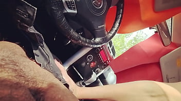 Preview 4 of Ferro Network Analsaga - mamada de pene a un desconocido en su auto