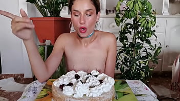 Preview 2 of Searchlucy Griffiths - Cherry Cake Farts!