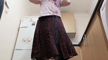 Preview 1 of Download Tubepatrol Net - I needed to go pee so I pissed on the kitchen floor