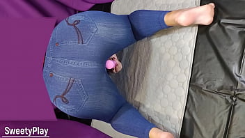 Preview 4 of Alana Evans Sleep - Big ass in jeans pissing with vibrator