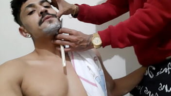 Preview 2 of Ld Man Fuck Bbw - O BARBEIRO QUIS SER PAGO COM UM BOQUETE