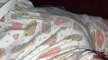 Preview 2 of Wwe Xxxxvideo - xxx desi video casero con mi hermanastra me ense&ntilde_a su co&ntilde_o,  lo tiene muy abultado es sorprendente se me hace agua la boca