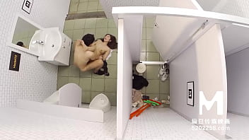 Preview 4 of First Class Milf - ModelMedia Asia-Horny Toilet-Lin Xiang-MDWP-0022-Best Original Asia Porn Video