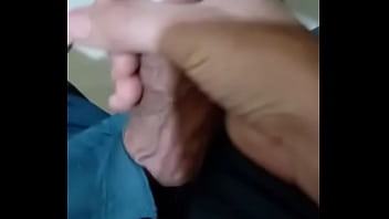 Preview 3 of Gereja Pasture Porn - pau cheio de veias ficando duro para ser chupado