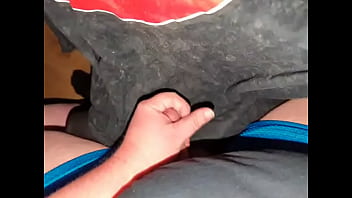 Preview 1 of Gerind Moms Son - busting for a friend