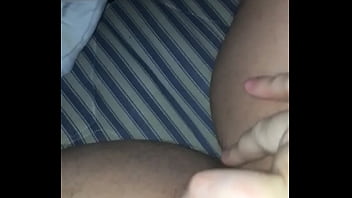 Preview 2 of Herye Xxx Biodes - Mi primer trio bi