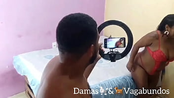 Preview 2 of Sunshine Cruz And Jay Manalo - Novinho fudendo com a milf Nana Diaba