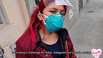 Preview 1 of Xxxvideo Mm - Influencer falso gana reto a chica sexy desconocida y le destrozan la cola en un hotel barato