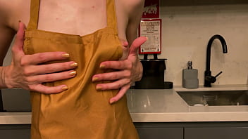 Preview 1 of Flaca Porno Butt - Young shows her small natural milky tits