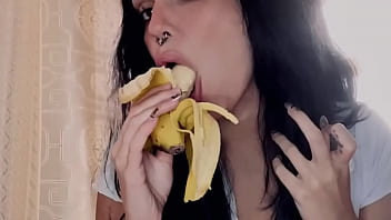 Preview 3 of Xxxhookups - That brunette is a sucker