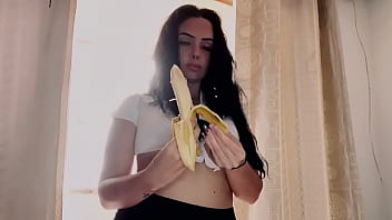 Preview 1 of Xxxhookups - That brunette is a sucker