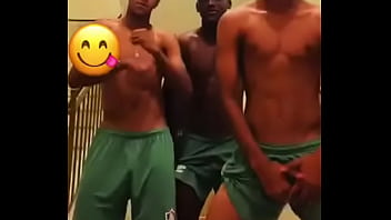 Preview 2 of Boobespressing Video - Jogadores de futebol sem cueca funk novinhos teen soccer player