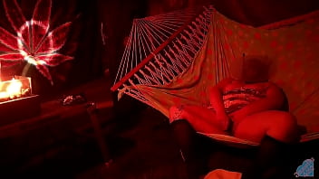 Preview 2 of Schio Girl - Solo masturbation of my wet pussy in the hammock Hammock Hussy 2