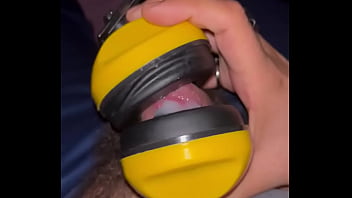 Preview 4 of Villas Sax - Ear defenders cumshot