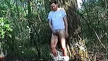 Preview 4 of Ssakuragi Yuki - Open Air Piss im Park